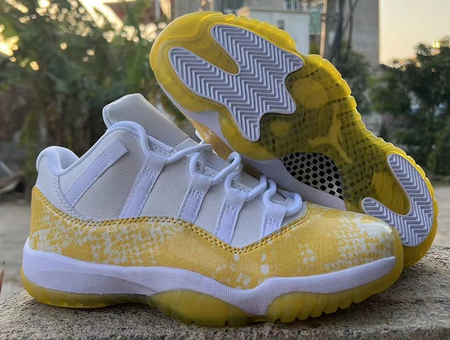 Air Jordan 11 Retro Low Yellow Snakeskin